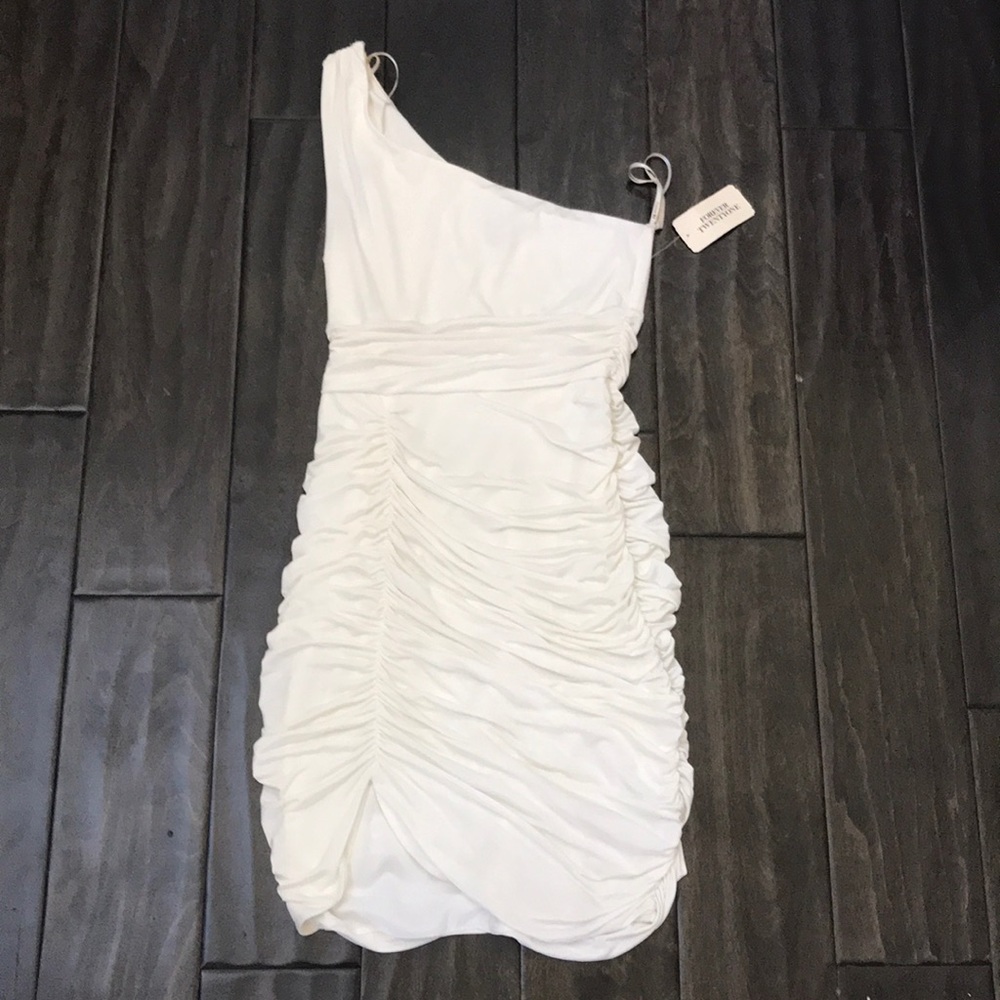 Cute ruffled white dress